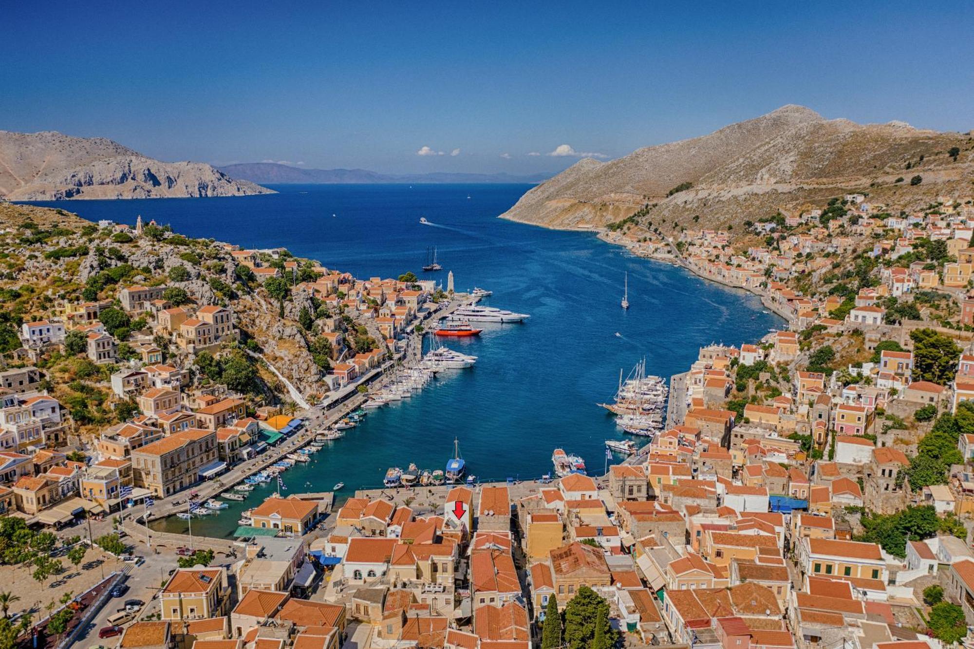 Townhall * Symi