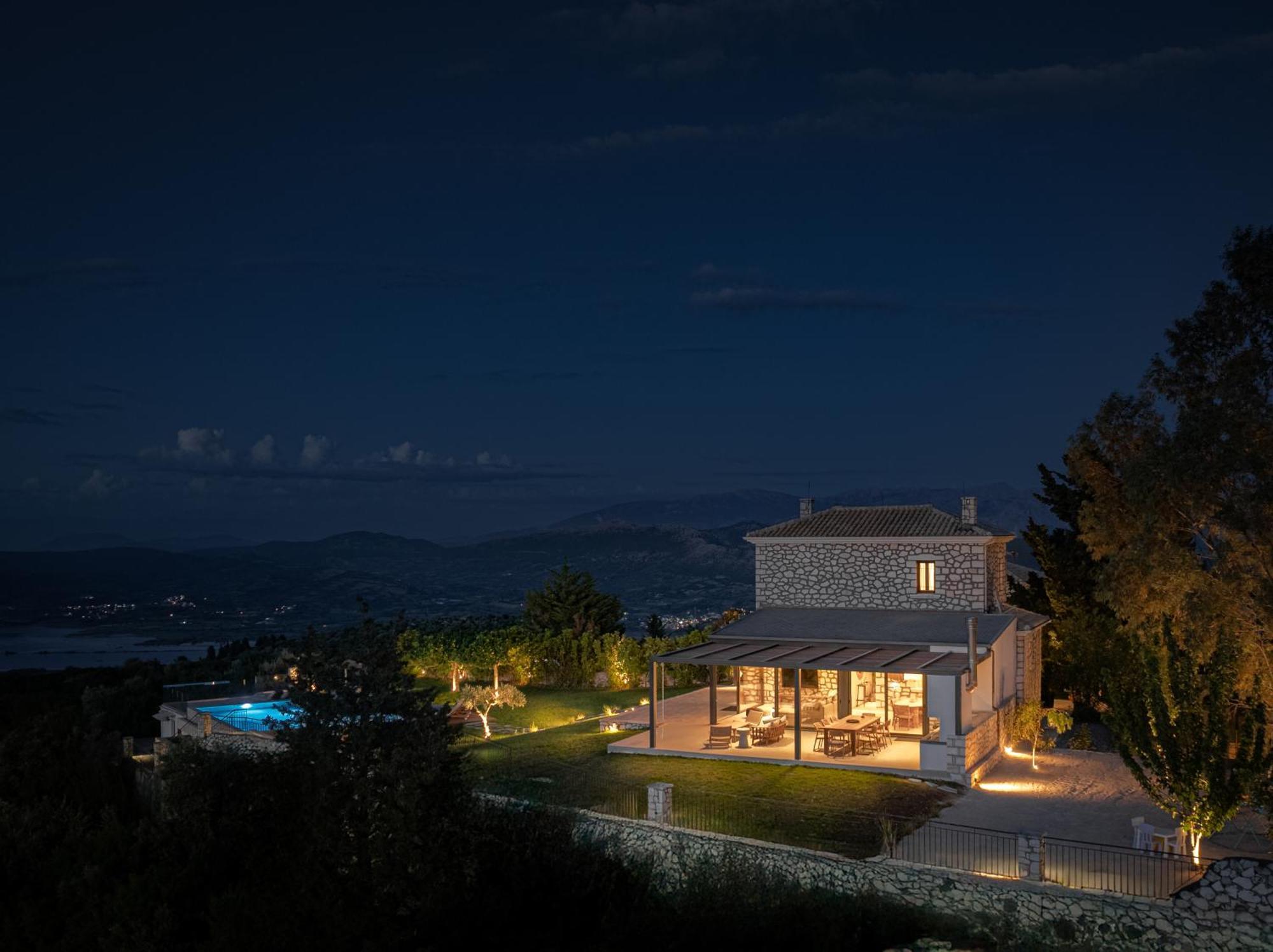 Villa Anemones Villas