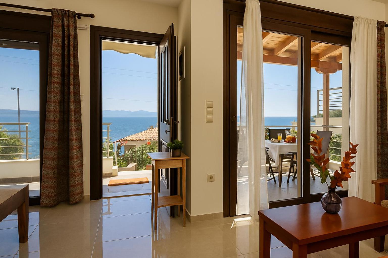 Seaside Getaway - Aelia Villa's Dreamy Paradise Villa *