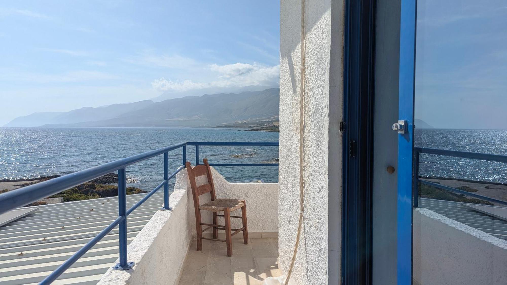 Guest house Coral Frangocastelo