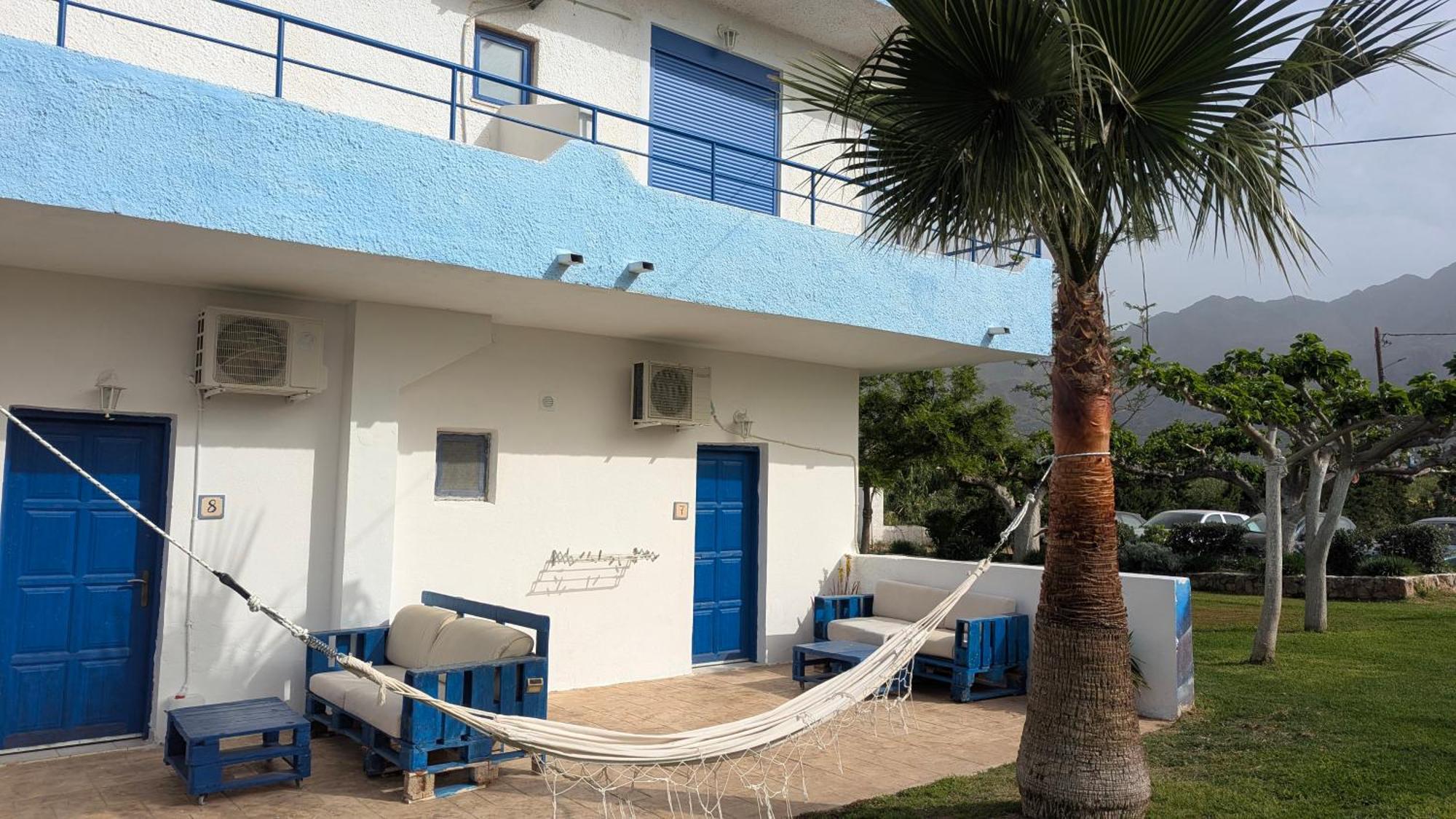 Guest house Coral
