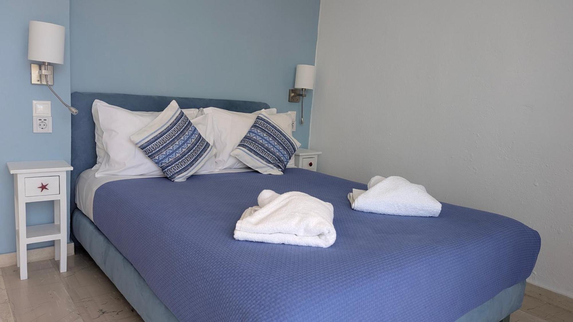 Coral Guest house Frangocastelo