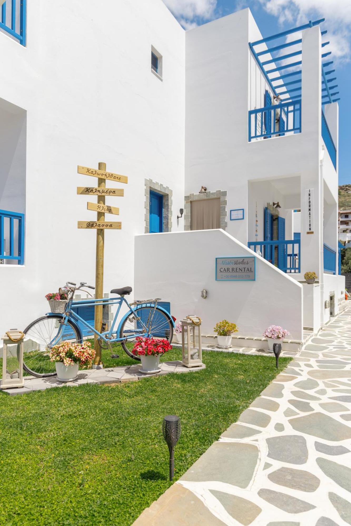 Nissea Studios - Πρώην Dora 2 Studios - Apartment Batsi (Andros)