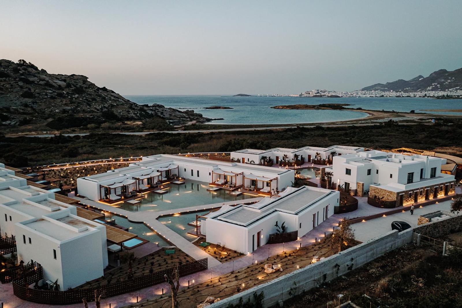 Hotel Laguna Coast Resort, Small Luxury Of The World
