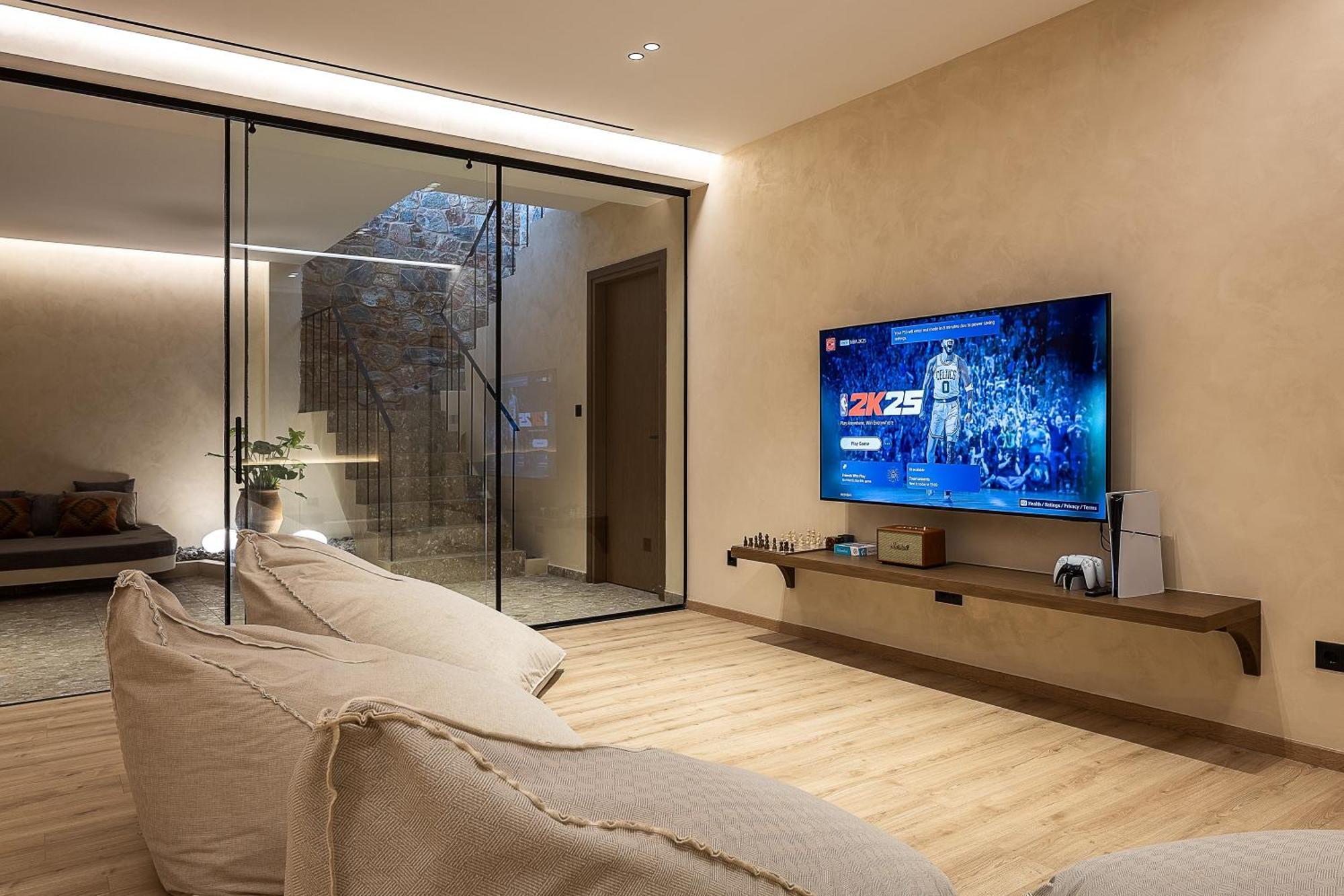 Ormus - Beachfront Sanctuary Blending With Earth, Sun & Sea By Etouri
