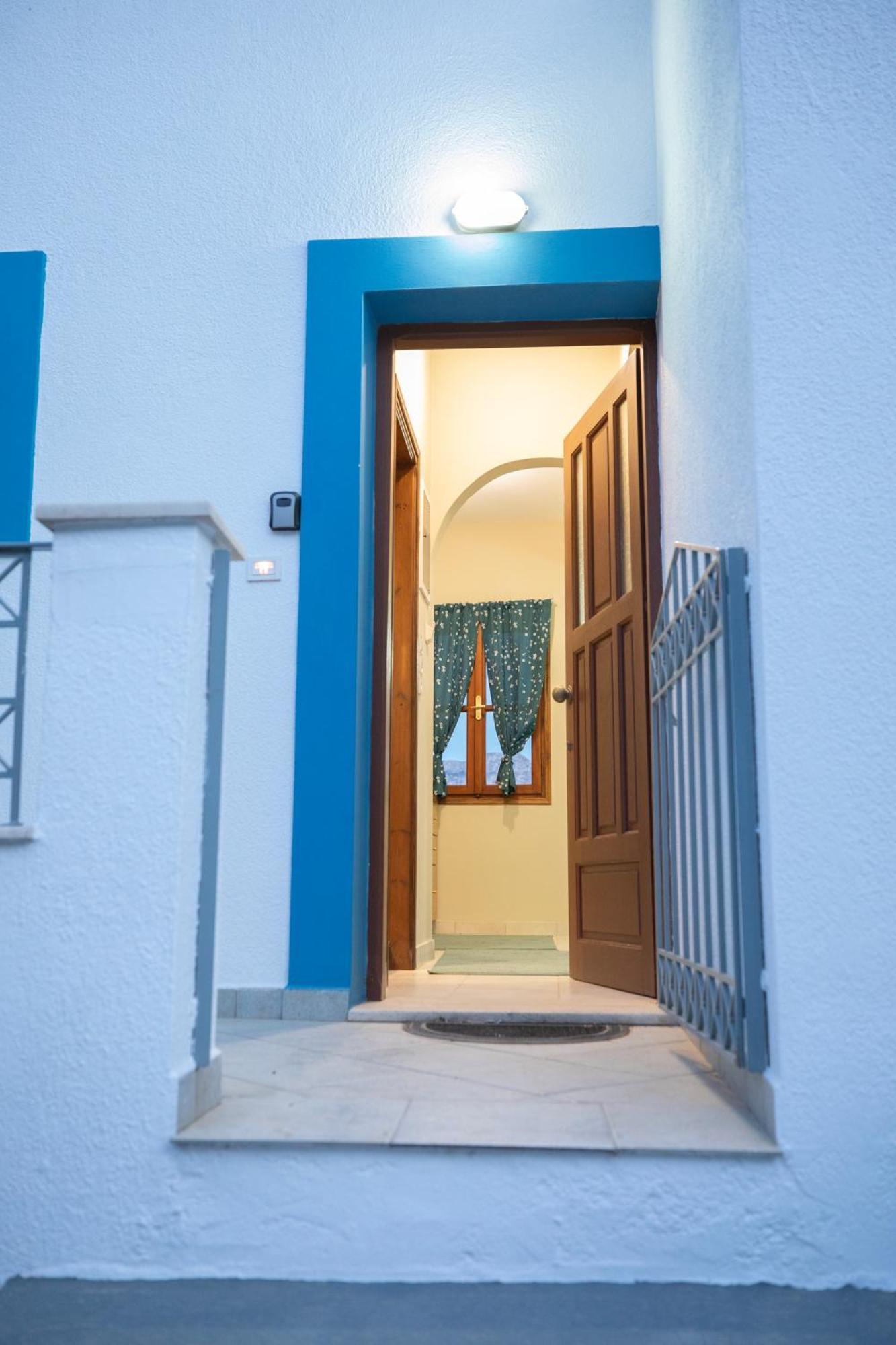 Themelina Apartment Emborios