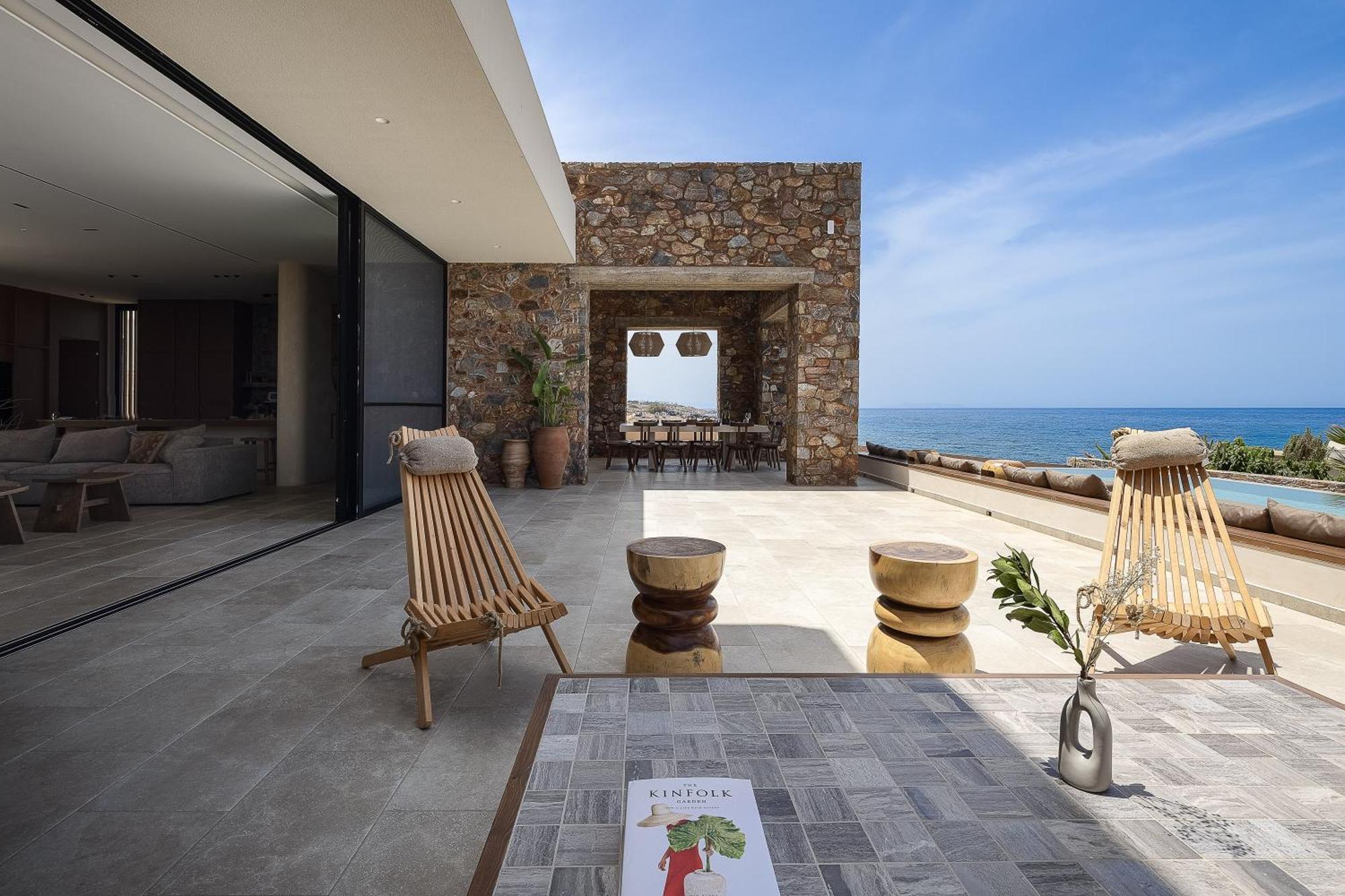Villa Ormus - Beachfront Sanctuary Blending With Earth, Sun & Sea By Etouri