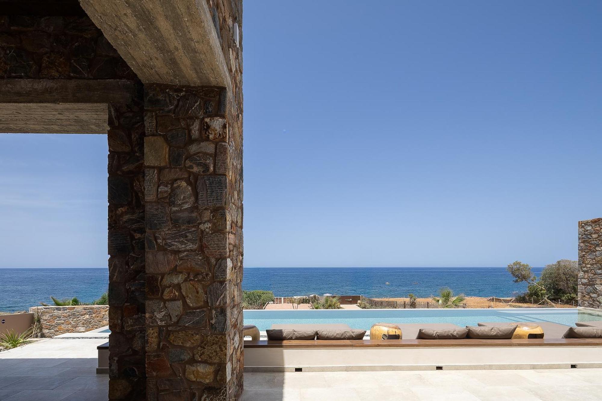 Ormus - Beachfront Sanctuary Blending With Earth, Sun & Sea By Etouri * Panormos (Crete)