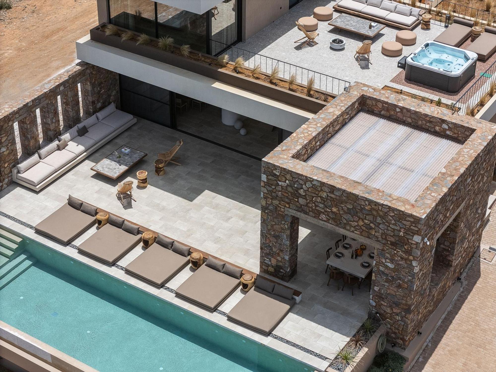 Villa Ormus - Beachfront Sanctuary Blending With Earth, Sun & Sea By Etouri
