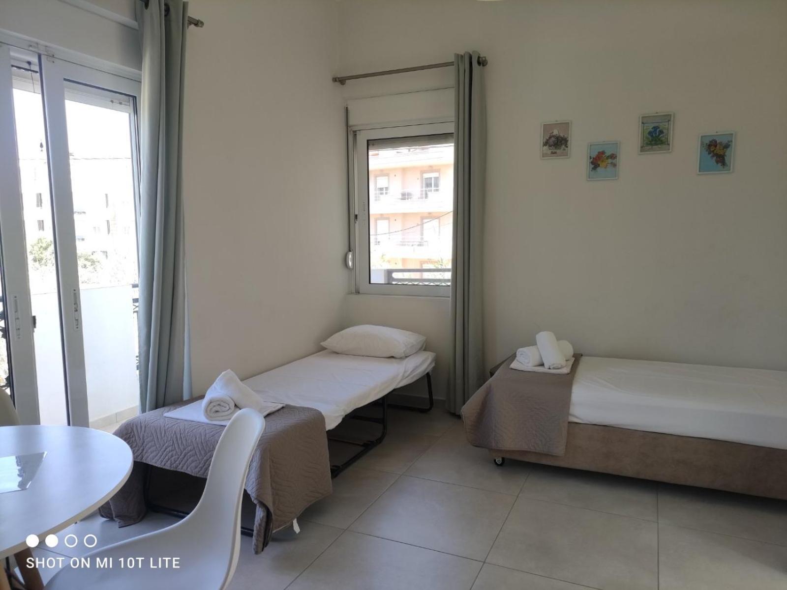 Yannis Apartment