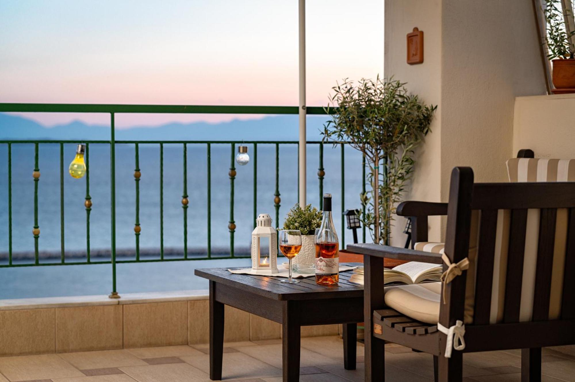 With Marina View Apartment Thessaloniki