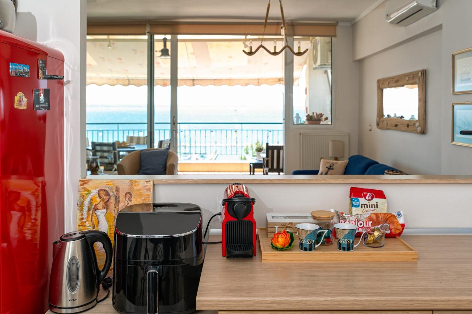 Apartment With Marina View *