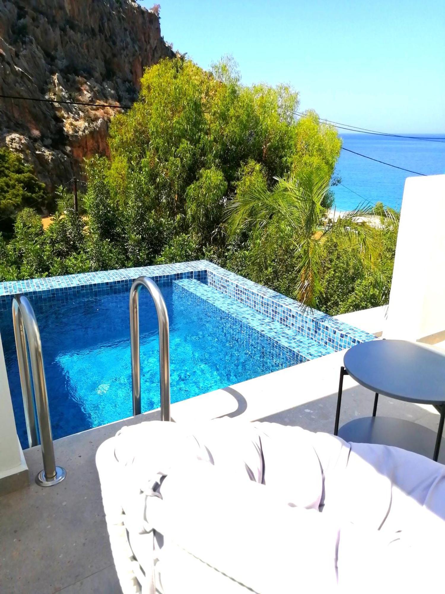 Enilion Luxury * Kyra Panagia