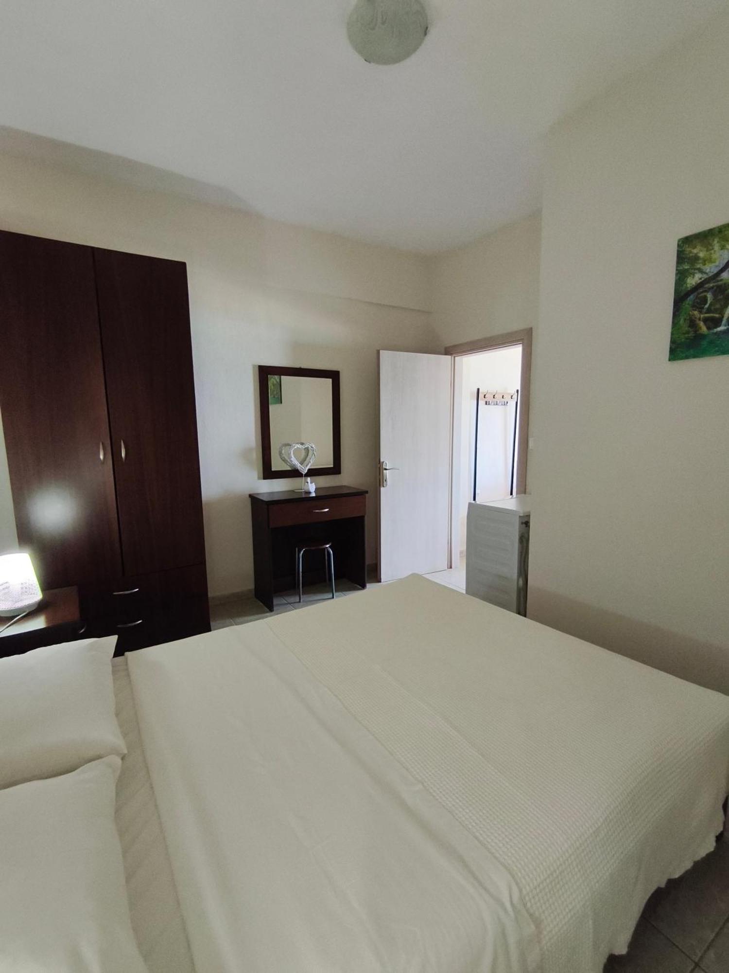 Apartment Marianna Nea Roda