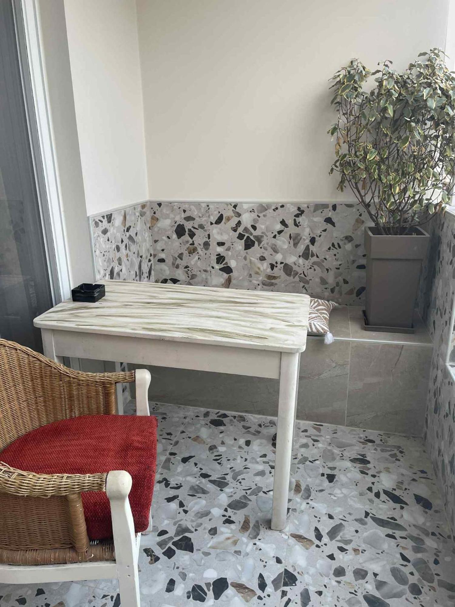 Kostas Studios Apartment *