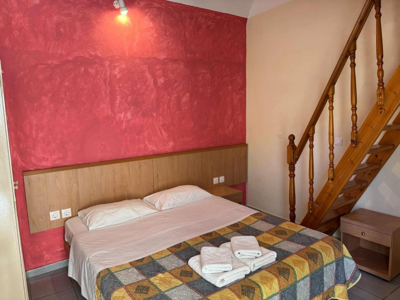 Villa Markos 2* Perissa (Santorini)