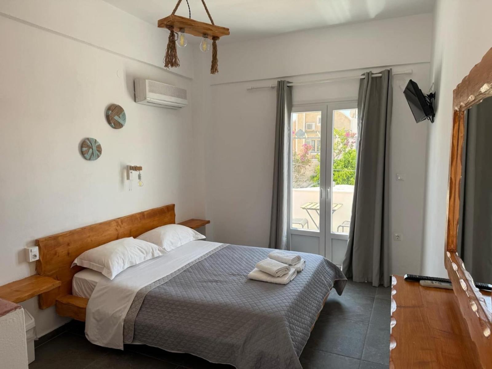 Villa Markos 2* Perissa (Santorini)