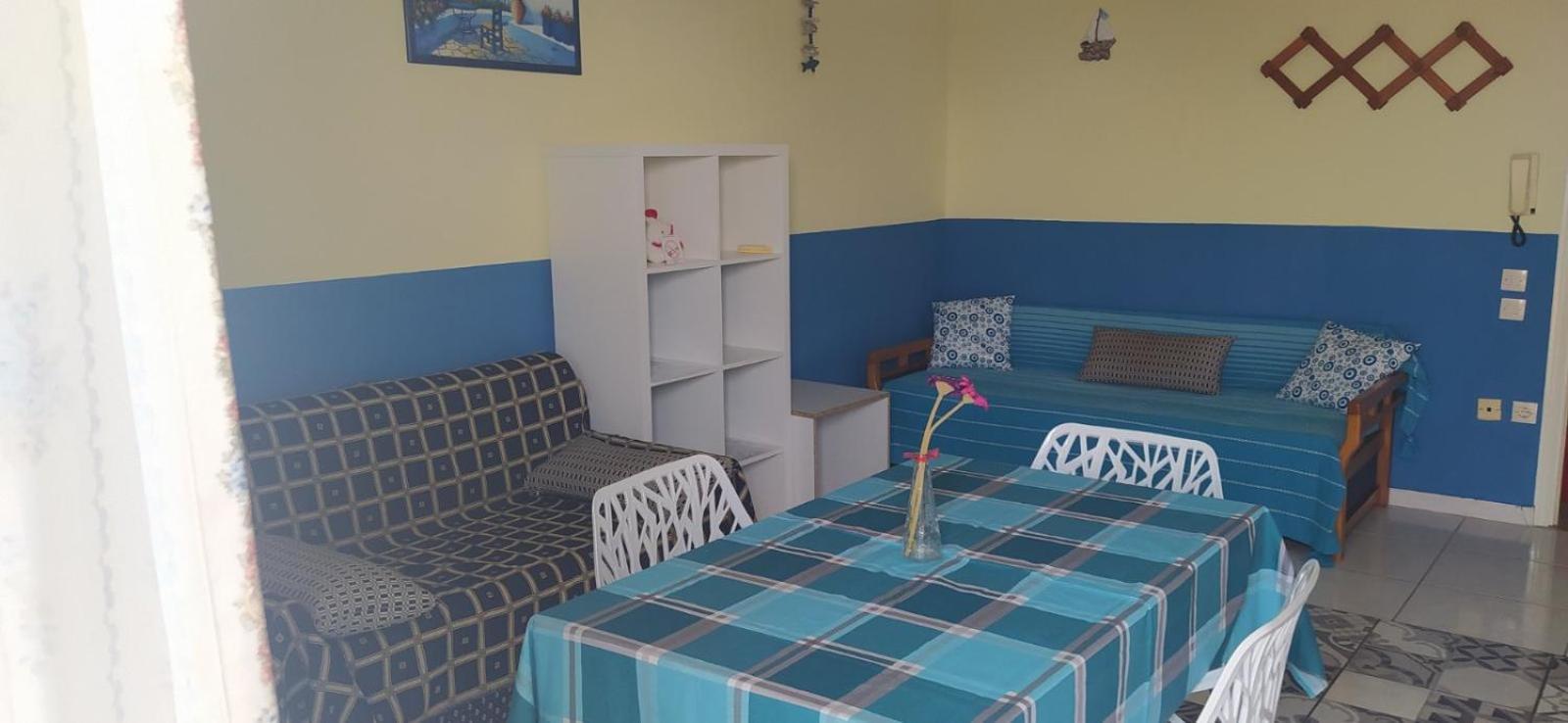 Apartment Mouses-seaside