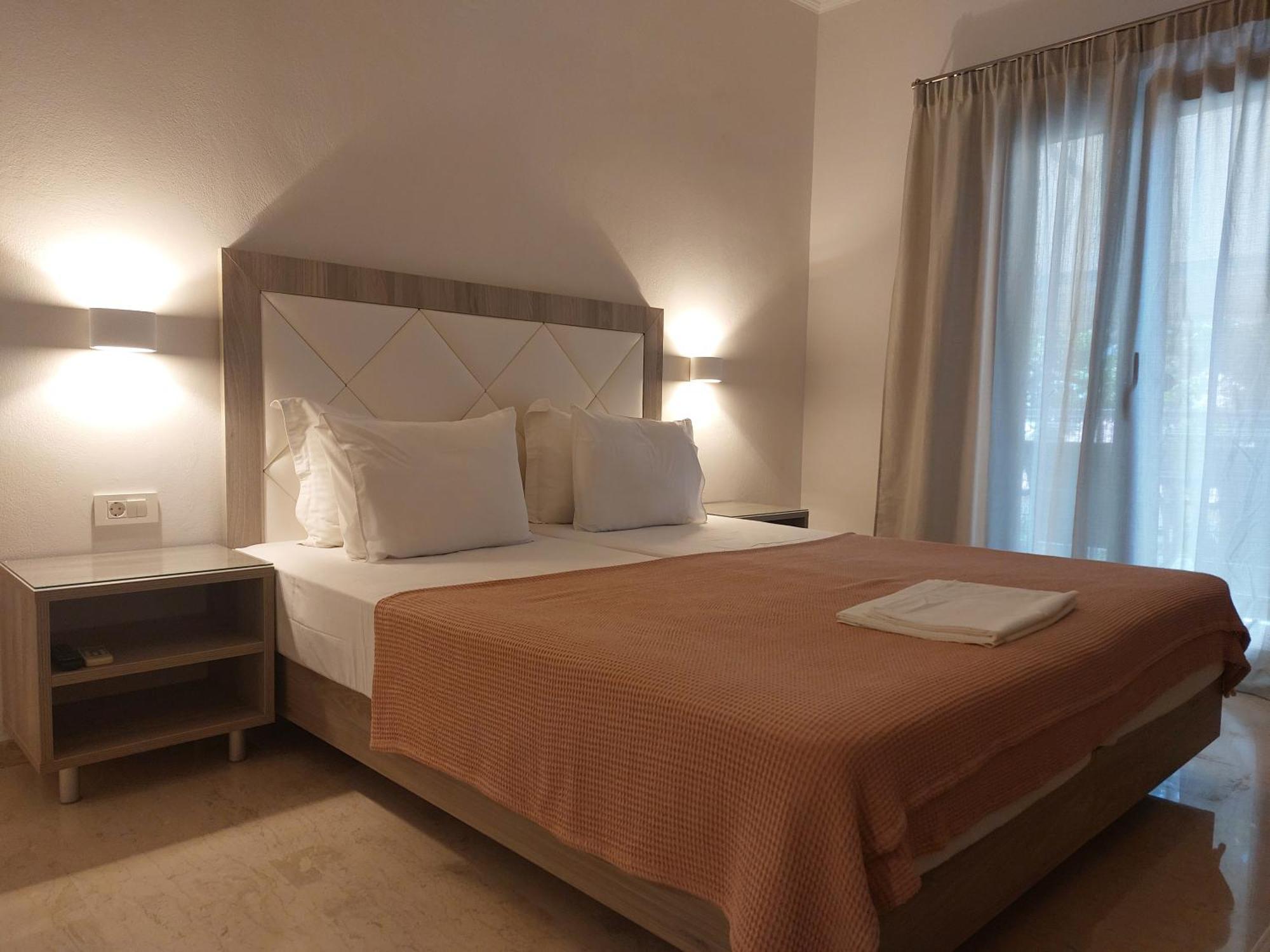 Iraklis Apartment Parga