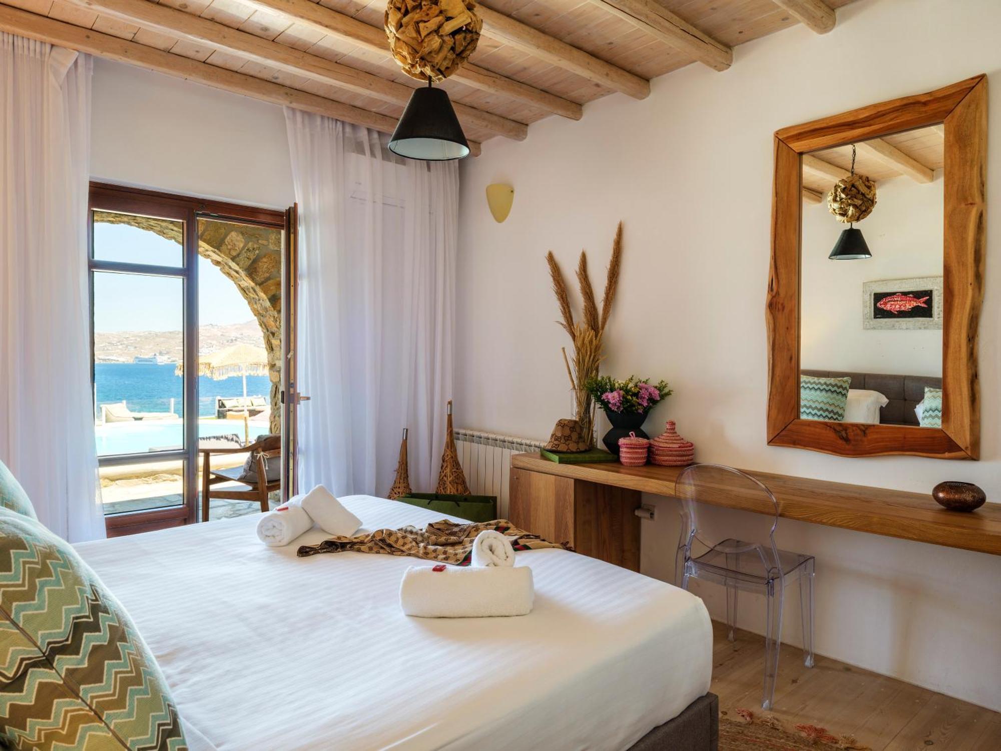 Villa Cosset Bohochic Sea&harbourview And Sunset By One-villas