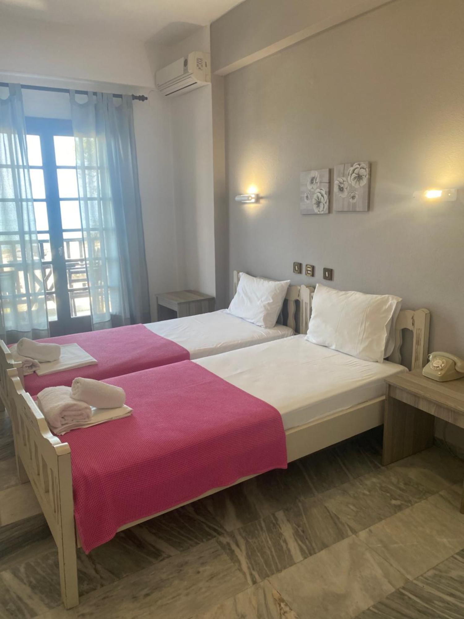 Zefiros Hotel