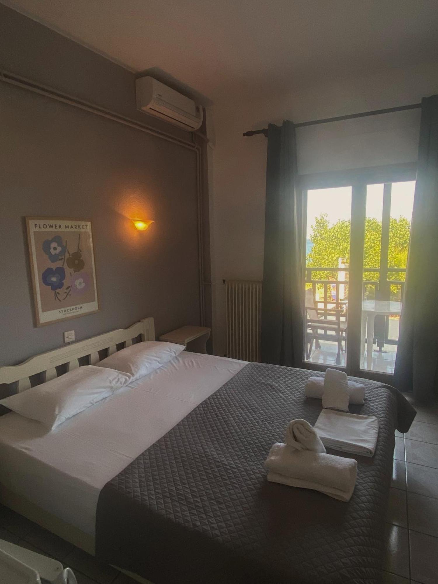 Zefiros Hotel 2*