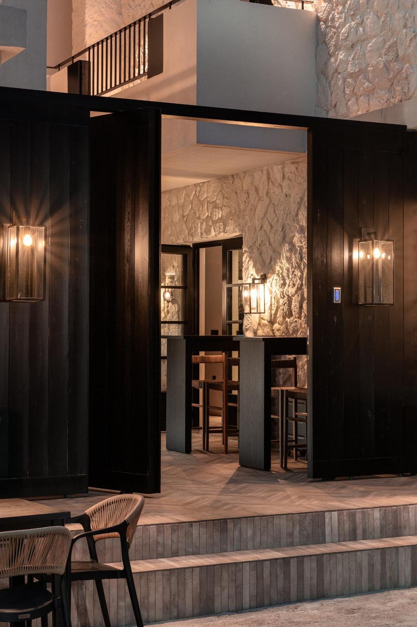 Hotel Abella