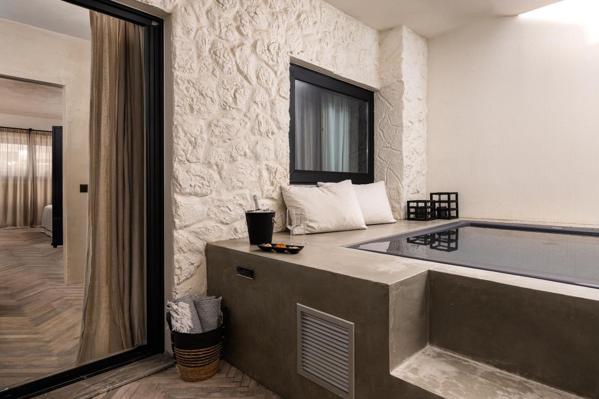 Hotel Abella 4*