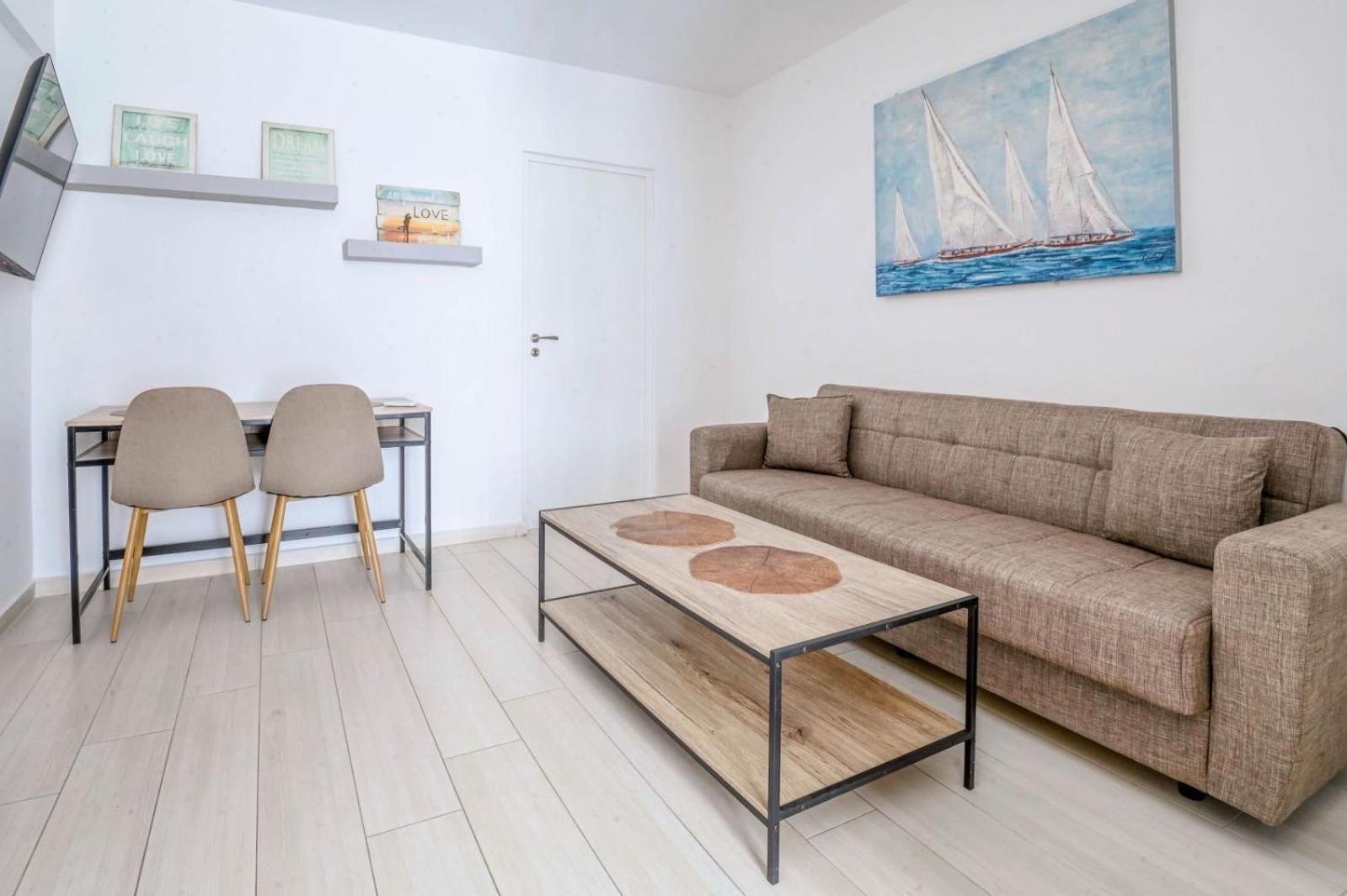 Alkyonides Apartment Amoudara (Heraklion)