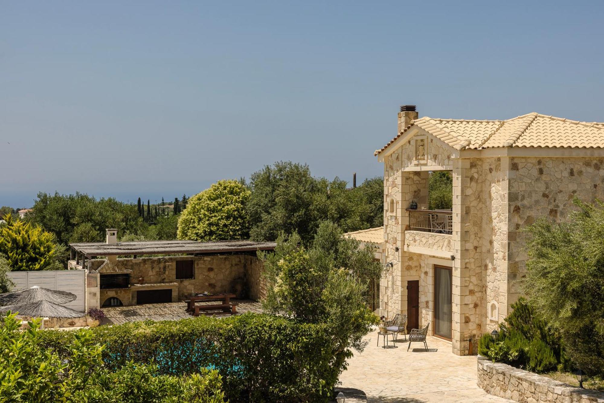 Ydria Villa Chavriata
