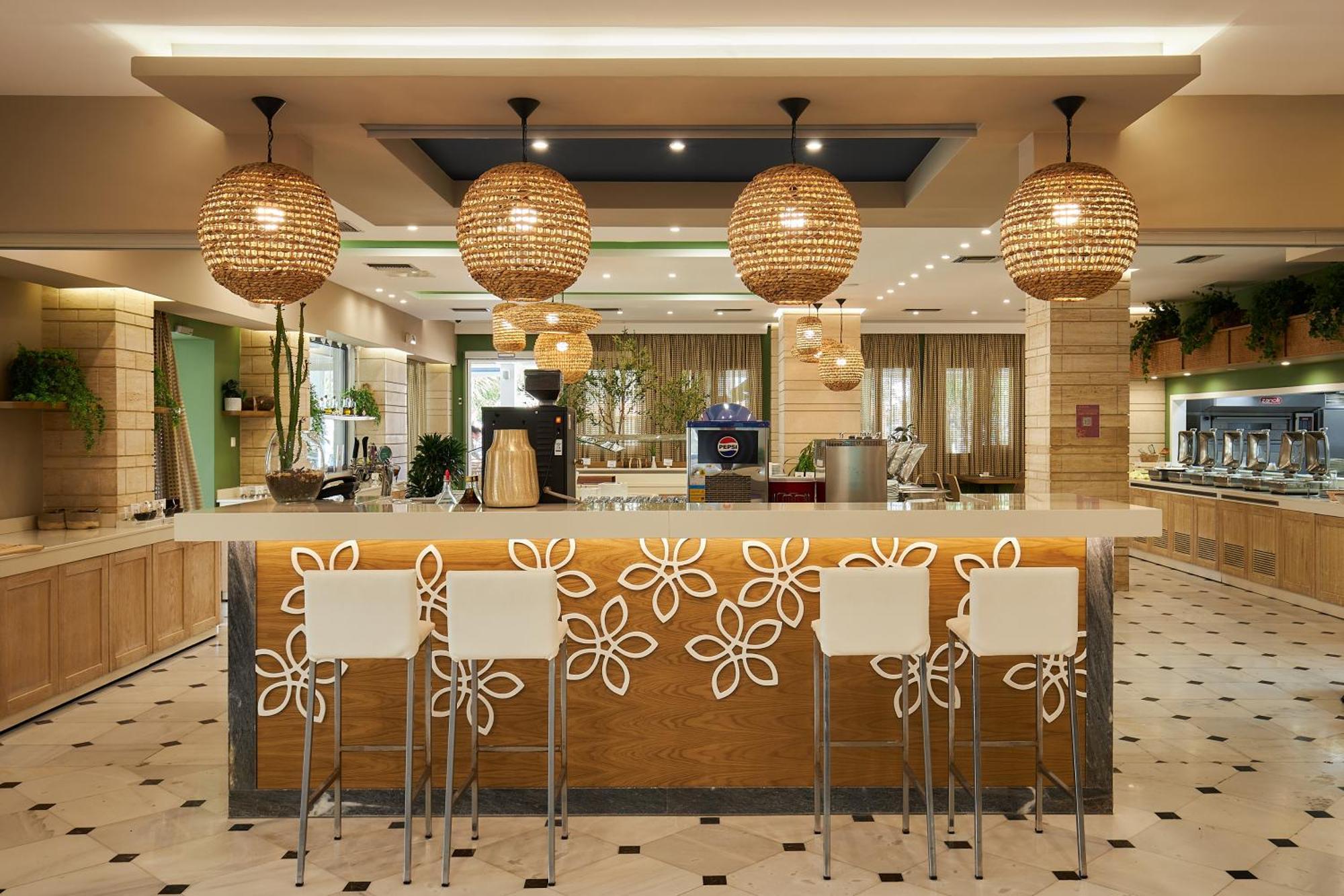 Resort Kyknos &