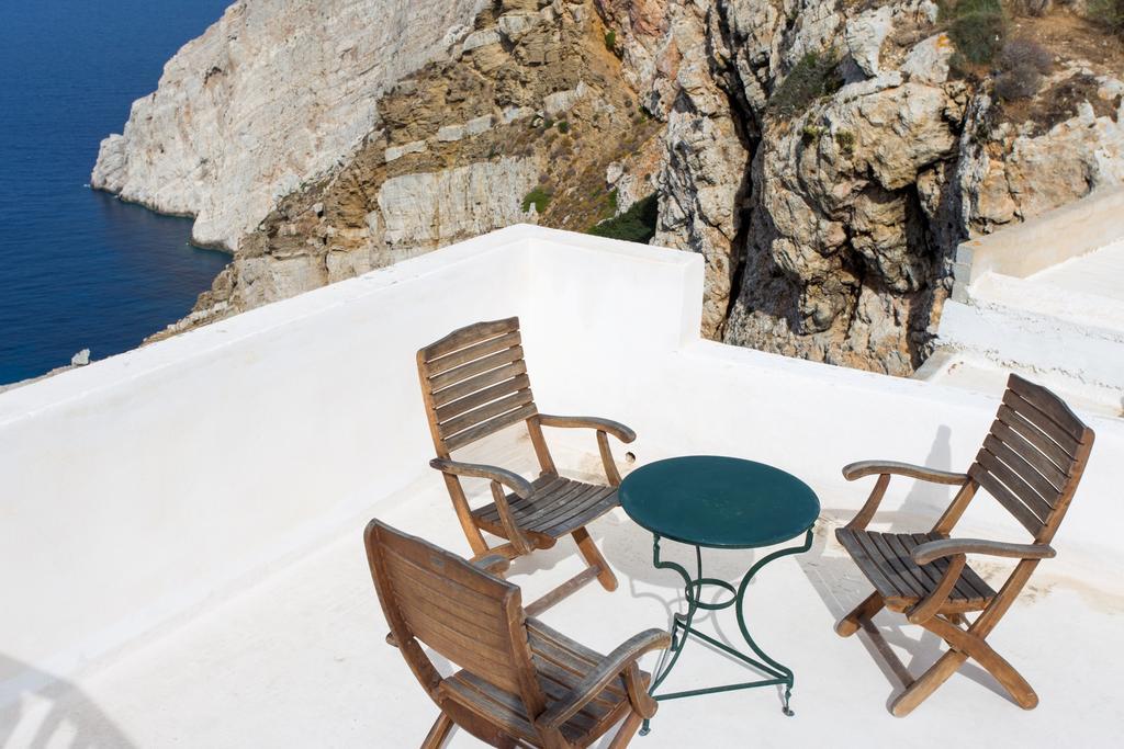 Castro Folegandros Town