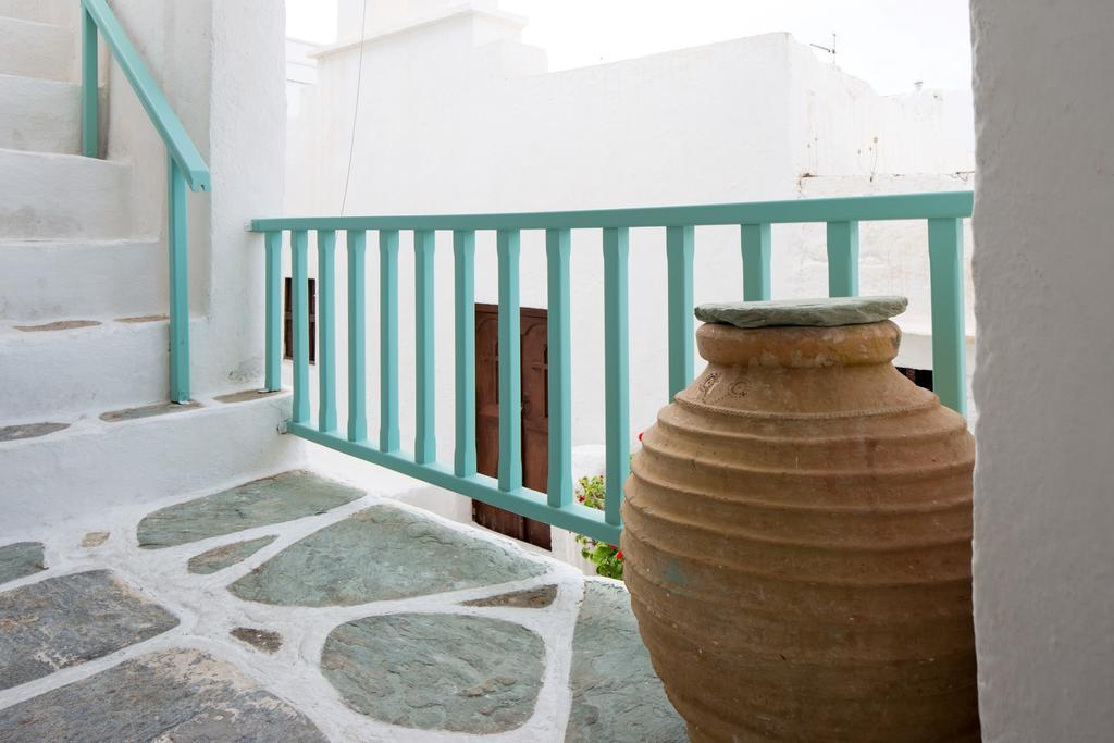Castro Folegandros Town