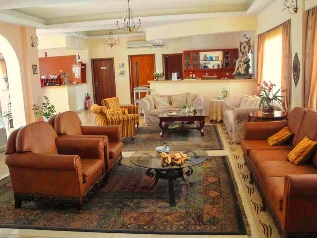 Nefeli Hotel