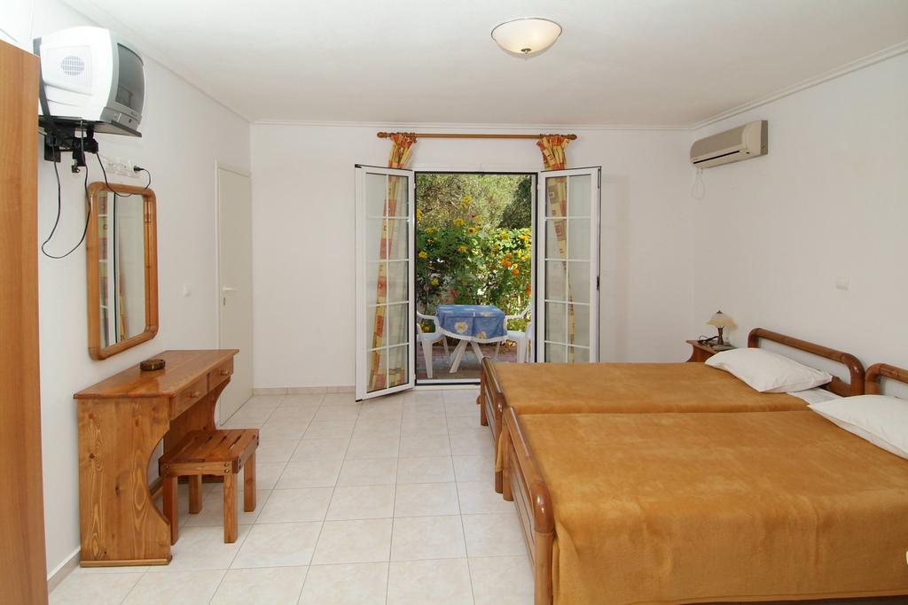Apartment Dimitris Karavomylos