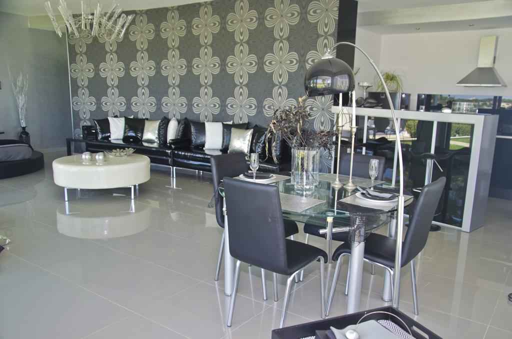 Reveli Estate Villa