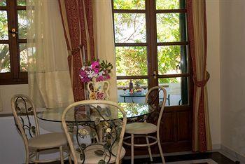Hotel Grecian Castle Chios