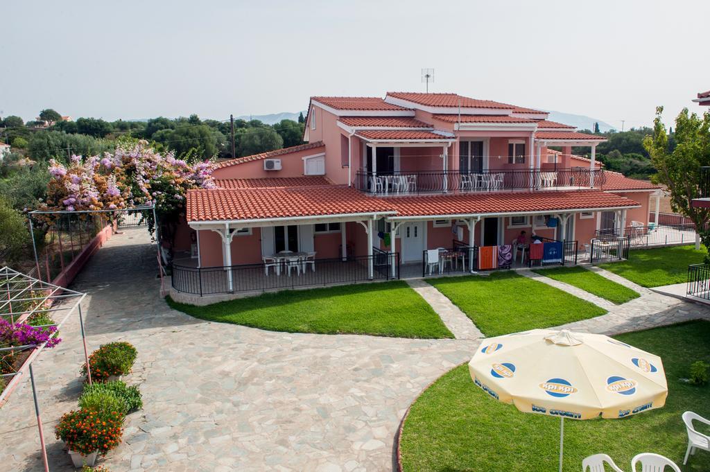 Aparthotel Paradise 2*