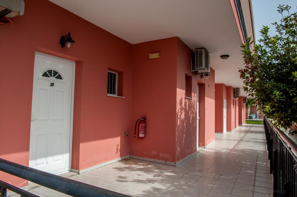 Paradise Aparthotel