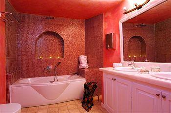 Hotel Adamis Majesty Fira (Santorini)