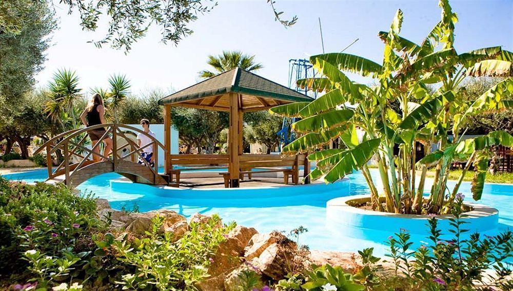 Alex Hotel 4*