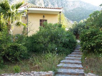 Village Aparthotel Monemvasia