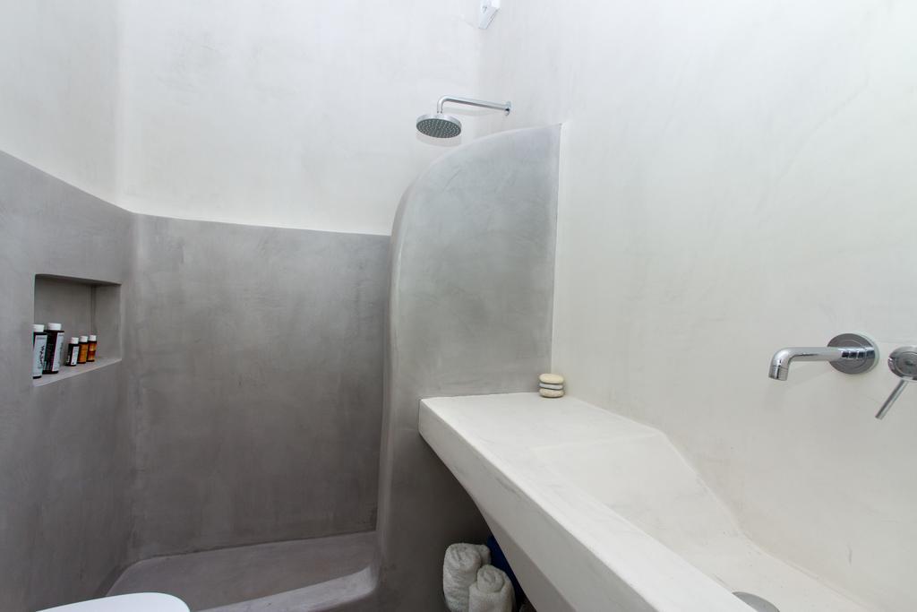 Enosis, Alia Holiday home