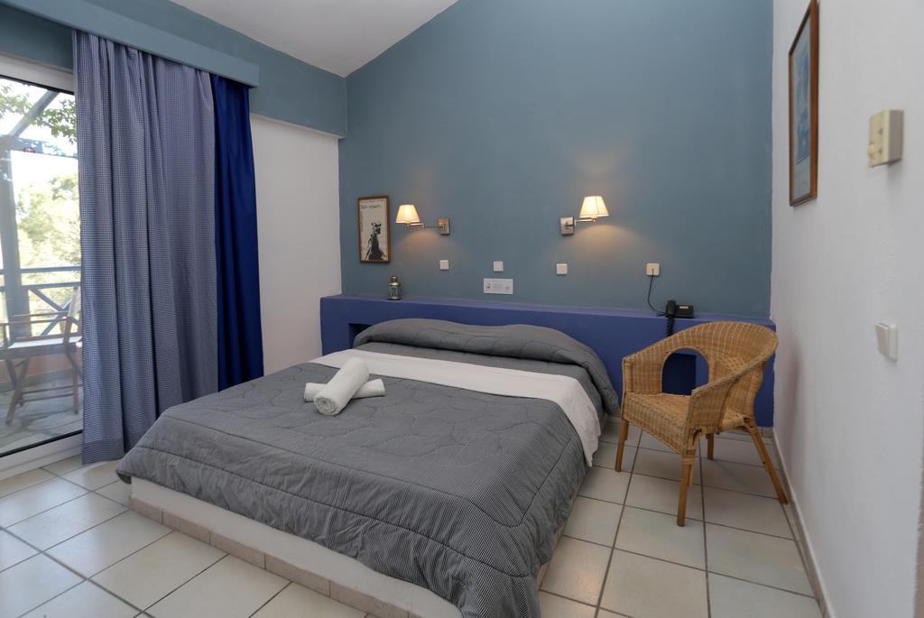 Trypiti Hotel 3*