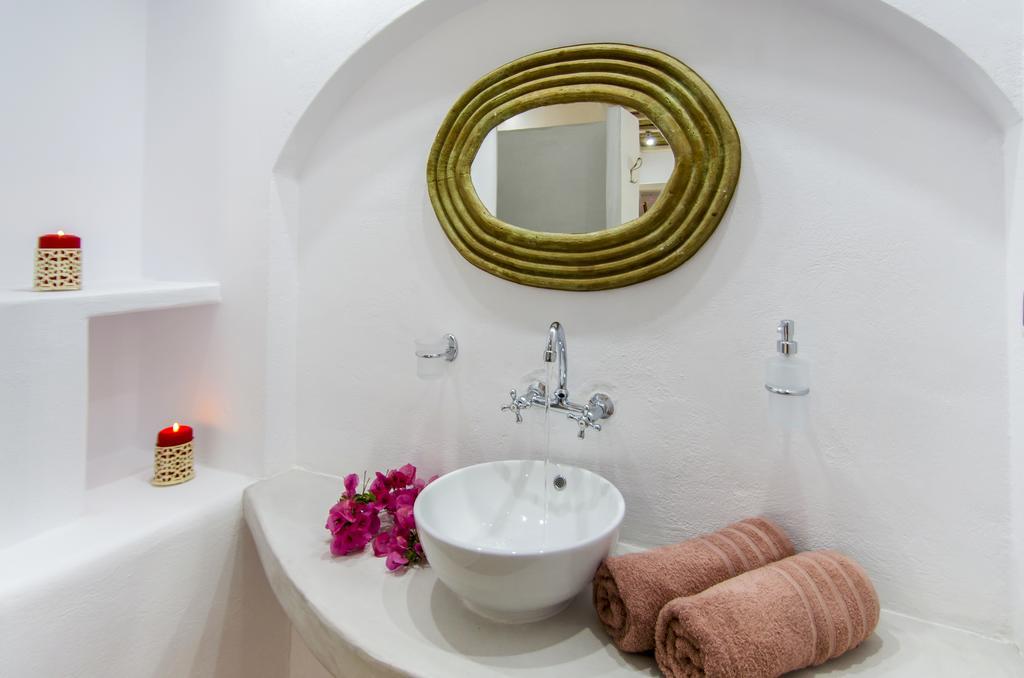 Fantasy Guest house Adamantas (Milos)