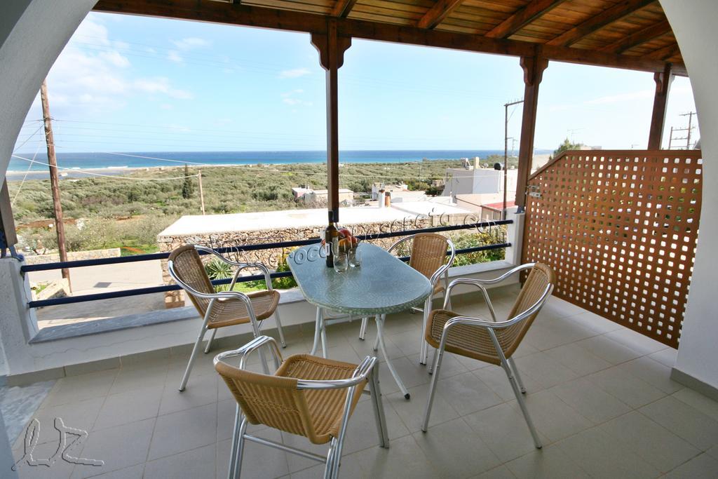 Anatoli Apartment *