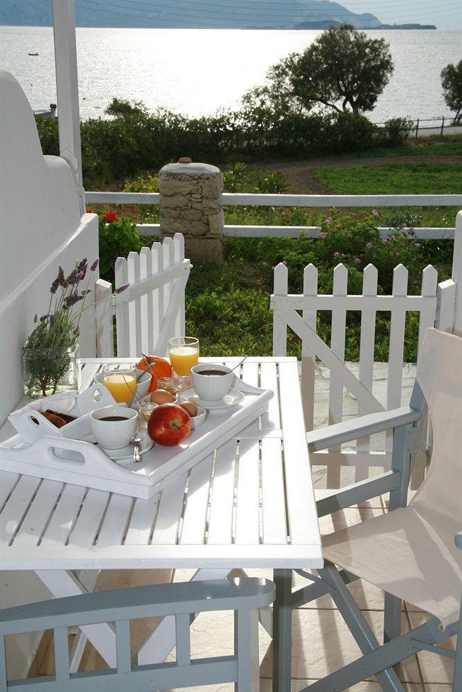 Hotel Pente Elies Milos