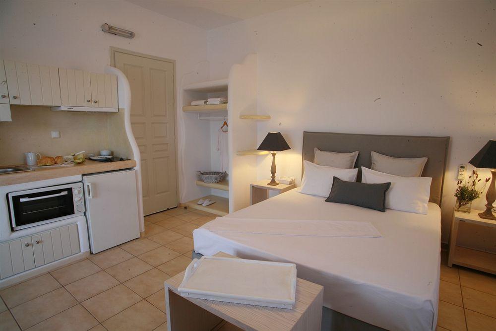 Hotel Pente Elies Milos Pollonia