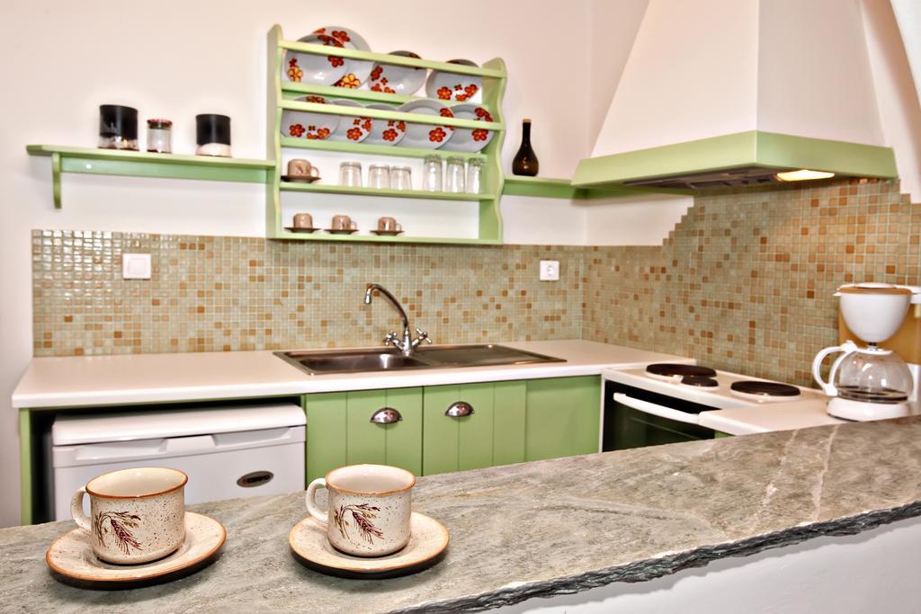 Apartment Parathyro Sto Aigaio 2 - Small Tinos