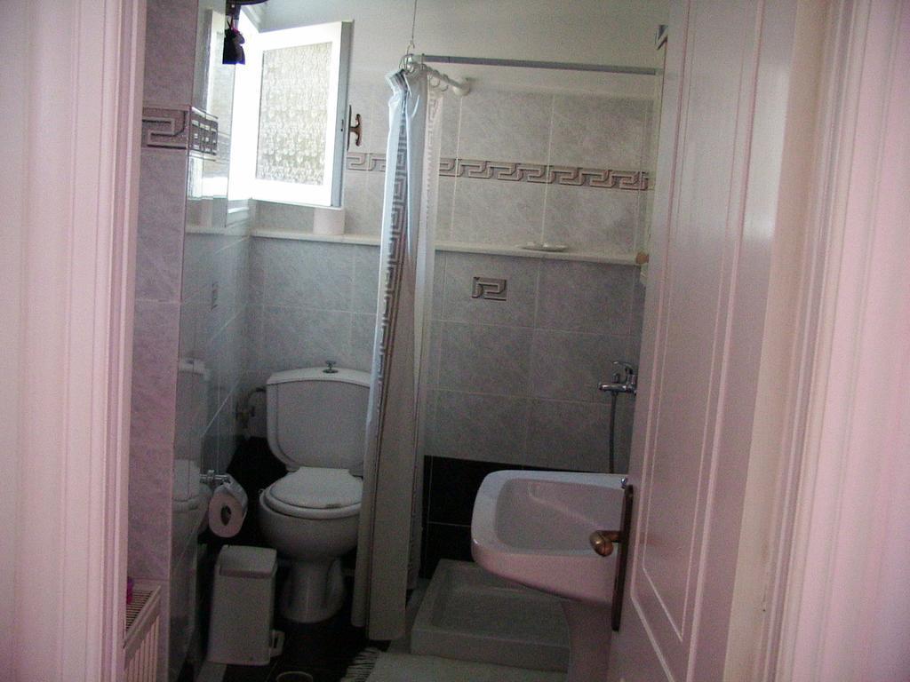 Apartment Epicharis Studios *